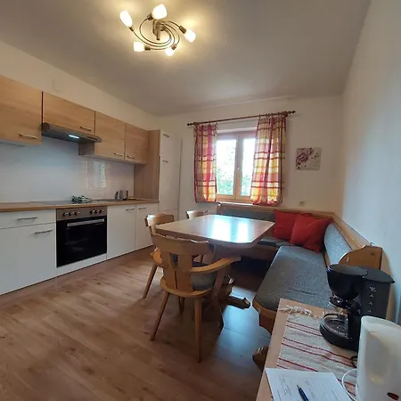 Ferienappartment Hoelzl