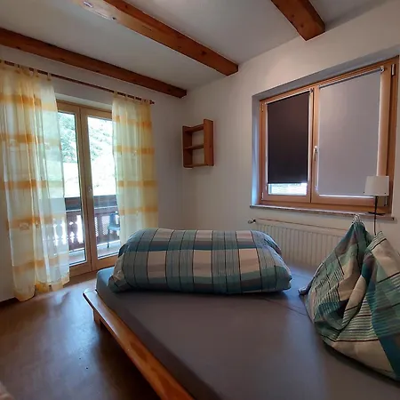 Ferienappartment Hoelzl شقة سانكت فيت ايم بونغو