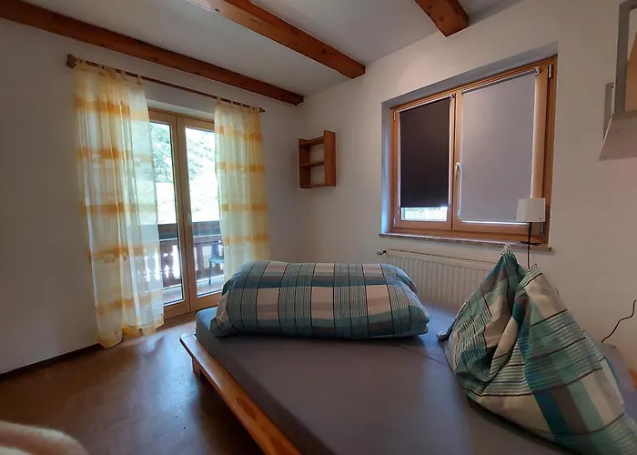 Ferienappartment Hoelzl شقة سانكت فيت ايم بونغو